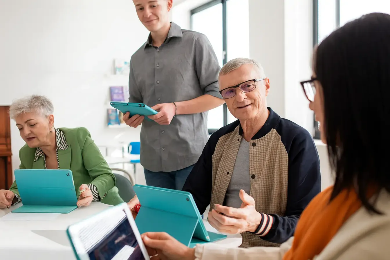 Atelier numérique pour seniors - Formation à la sécurité digitale et protection contre les arnaques